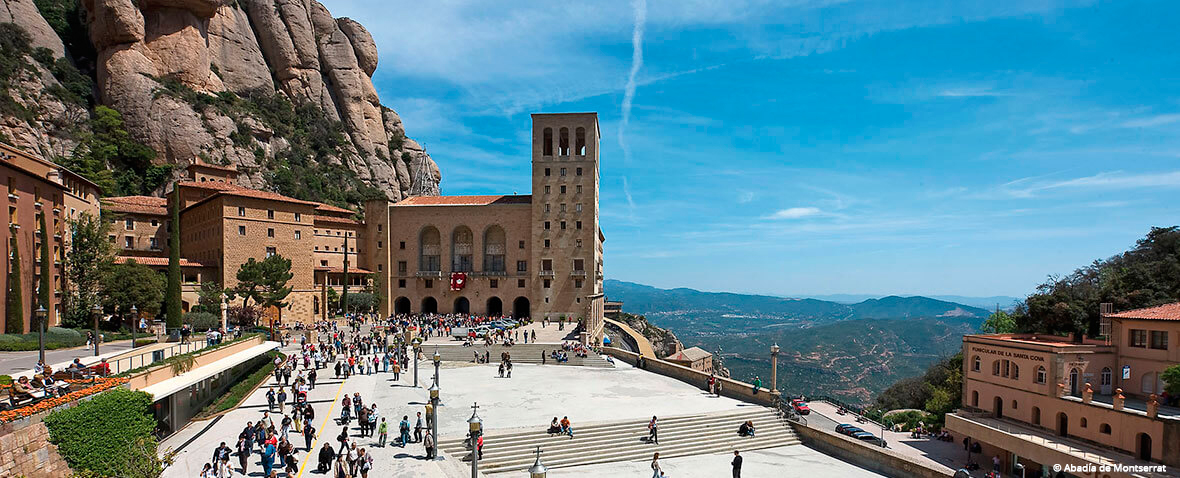 Vol en globus al Bages amb Montserrat