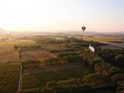 Vuelo en globo en el Empordà: entre el mar y las montañas