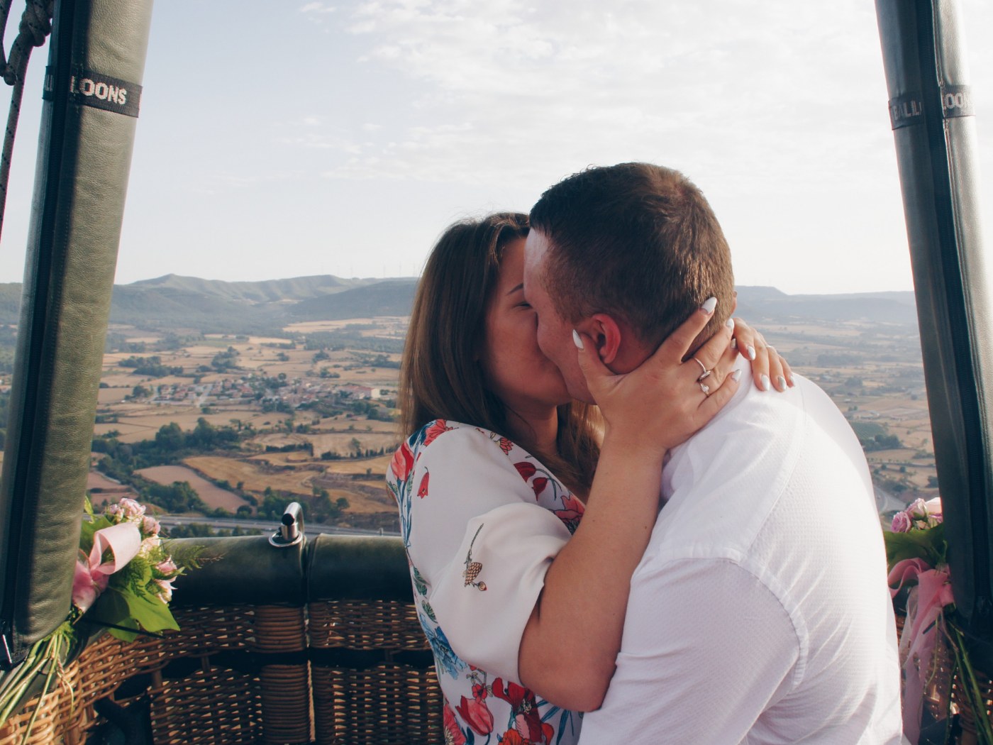 the best hot air balloon experience in barcelona